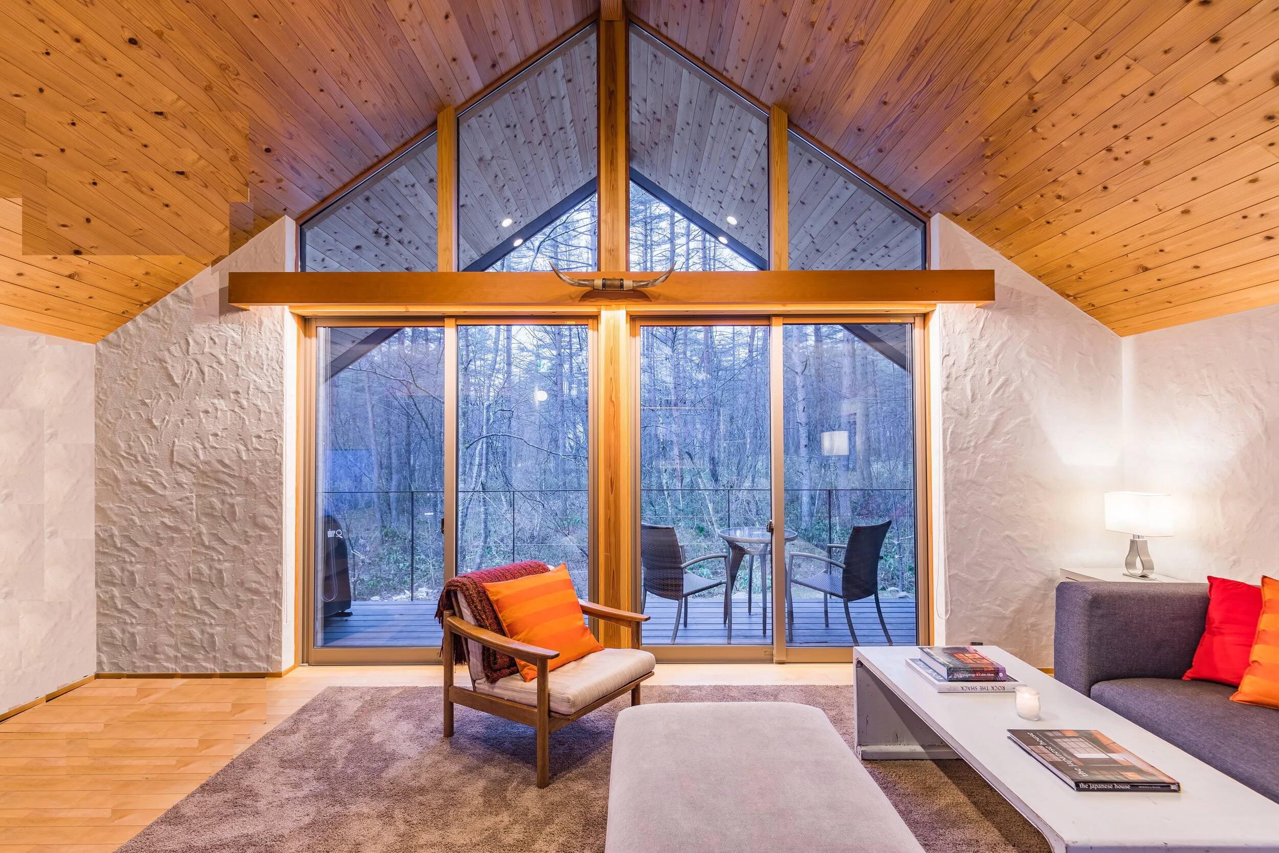 Muskoka House (2BR, sleeps 4+2) — Hakuba Resort Homes